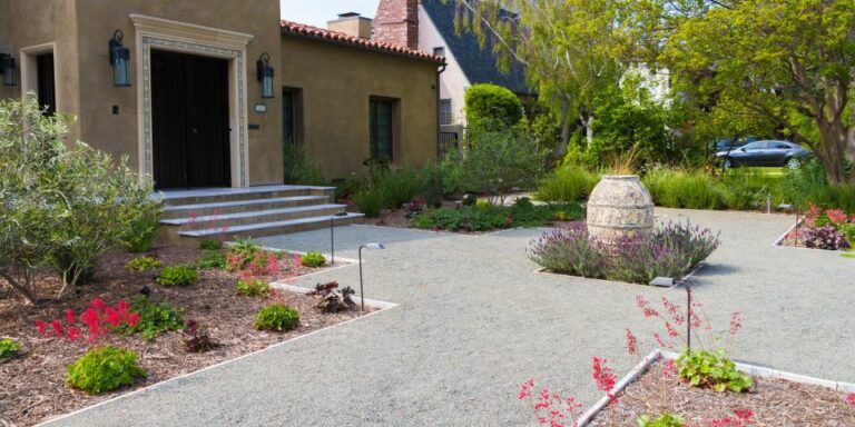 Photo inspiration: Gallery Detail: Sustainable Front Yard Ideas For A Stunning Outdoor Space In