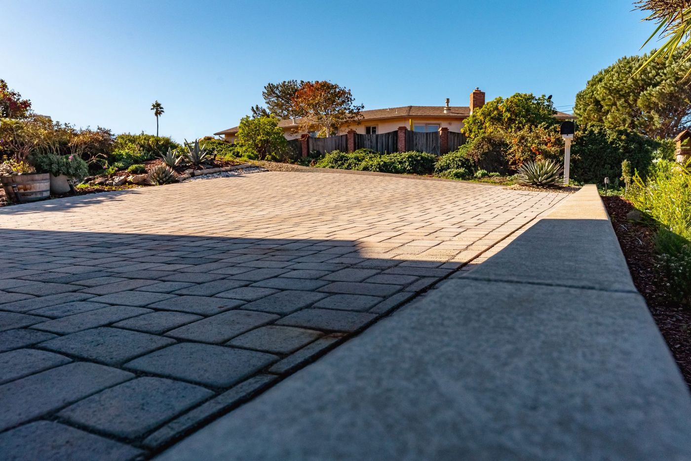 Sloped interlocking concrete paver driveway in Morro Bay designed for durability and coastal drainage.