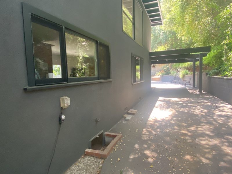 Driveway before renovation prior to design and construction by Pacific Outdoor Living